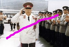 A25 Armeegeneral Erich Mielke Minister f&uuml;r Staatssicherheit DDR Foto 20x30 cm