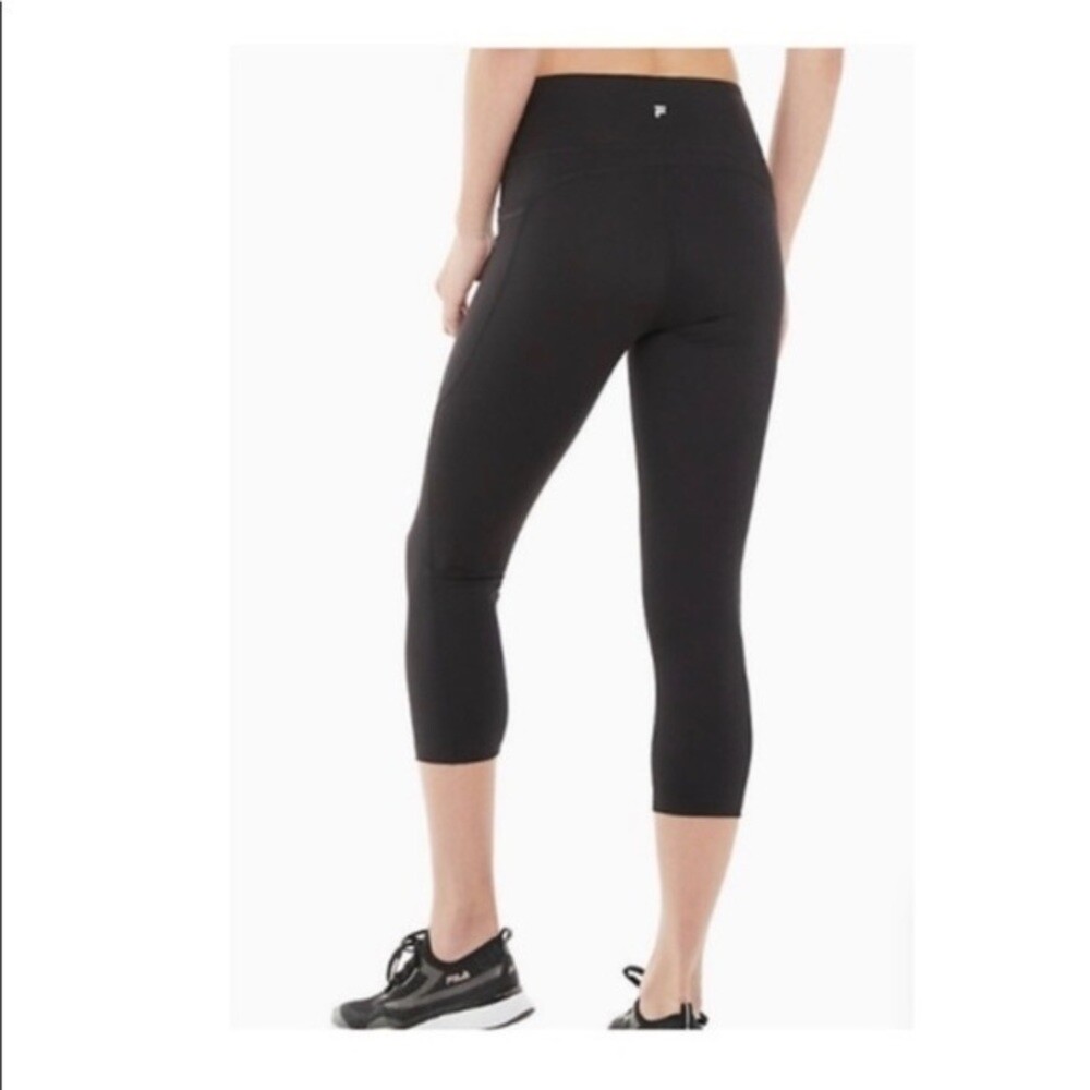 Leggings Fila Sport Capri taglia XS nuovi senza etichette