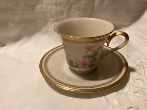 Lenox MORNING BLOSSOM USA Cup & Saucer Floral Gold Band - Picture 2 of 6