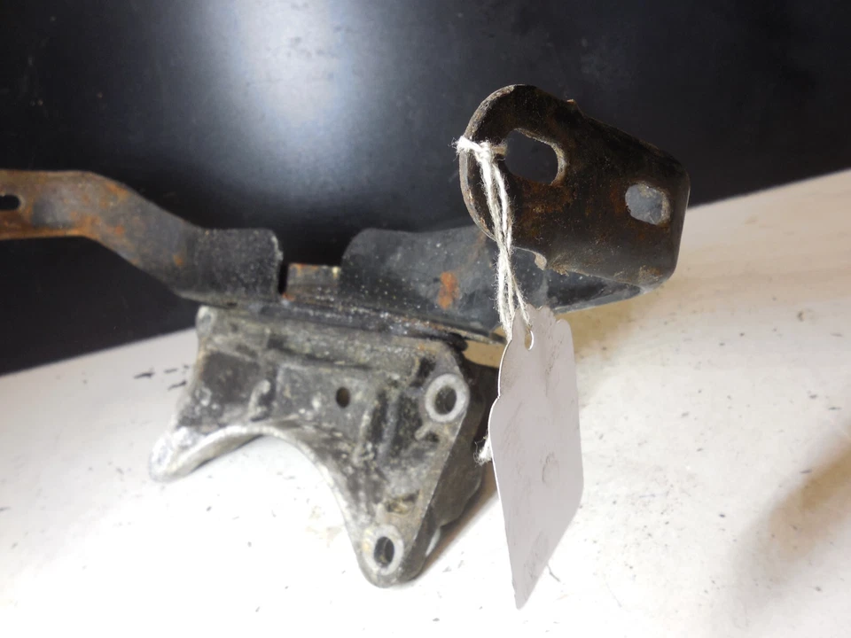 00-03 Soporte de montaje de transmisión Mercedes Benz W208 CLK430 A1402421340 Foto 2 de 4