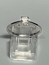 9ct WHITE GOLD DIAMOND SOITAIRE RING
