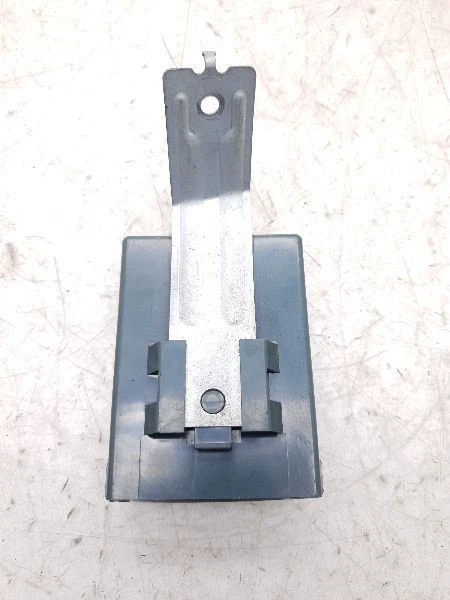 1994 TOYOTA 4RUNNER SR5 V6 4WD NO MÓDULO DE CONTROLE DE PORTA ELÉTRICA ECM  - Imagem 3 de 4