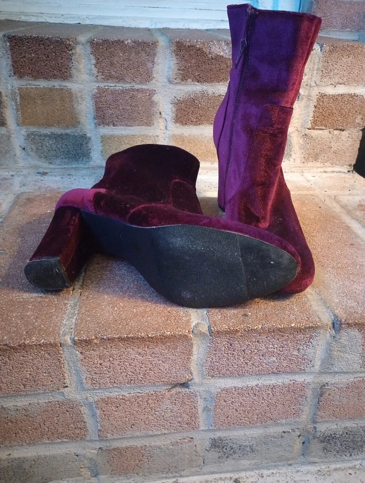 Botines Madden Girl Fantaysa Borgoña Vino Terciopelo Grueso Tacón Bloque 9 Foto 2 de 3