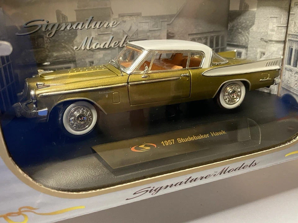Signature Models 32399 1:32 Die Cast 1957 Studebaker Golden Hawk Car New In Box! - Image 2 of 4