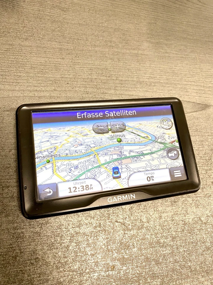 Garmin Dezl 760LM Europa 45 LKW GPS Navigator 7" Anzeige nur mit Kratzern - Bild 3 von 4
