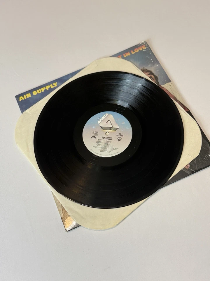Air Supply Lost In Love 1980 оригинальная виниловая пластинка Arista Records AL-9530 очень хорошее состояние - Изображение 3 из 4