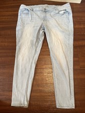 Rue 21 Plus Sized Women's Mid-Rise Ultimate Stretch Jeans Sz 22R
