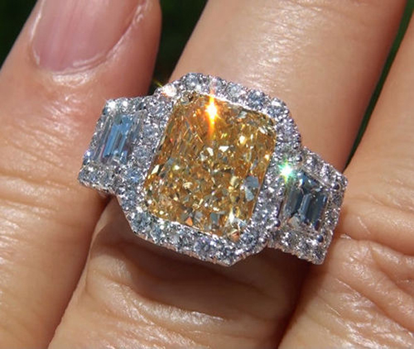 Ctw Halo Canary Radiant Cut Trapezoid Diamond Engagement Ring