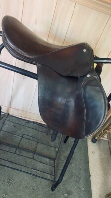 CROSBY SADDLE Close Contact BROWN Child's WIDE Tree 14''  VGC Forward Seat