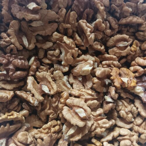 WALNUTS KERNELS HARVEST 2024 THE BEST QUALITY 100G-450G FRESH STOCK! - Picture 2 of 5