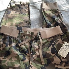 New Men  s Camouflage Joggers 40