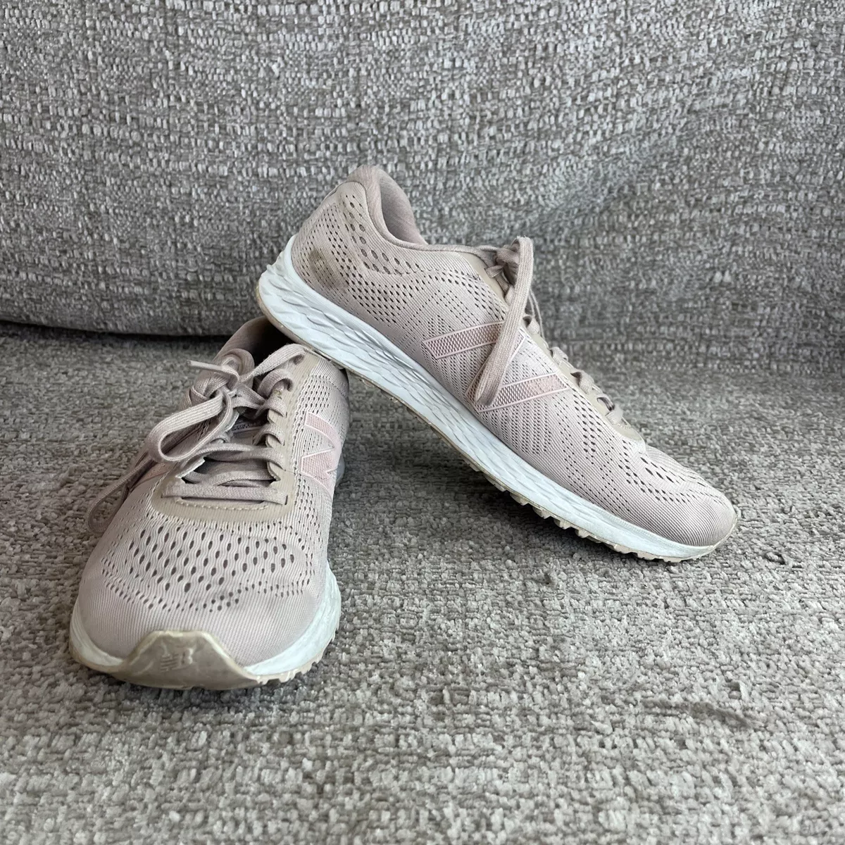 New balance arishi clearance charm