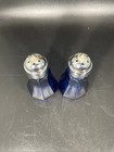 Rare Imperial Glass Ohio Old Williamsburg Deep Blue Ultra Salt & Pepper Shakers — photo 2