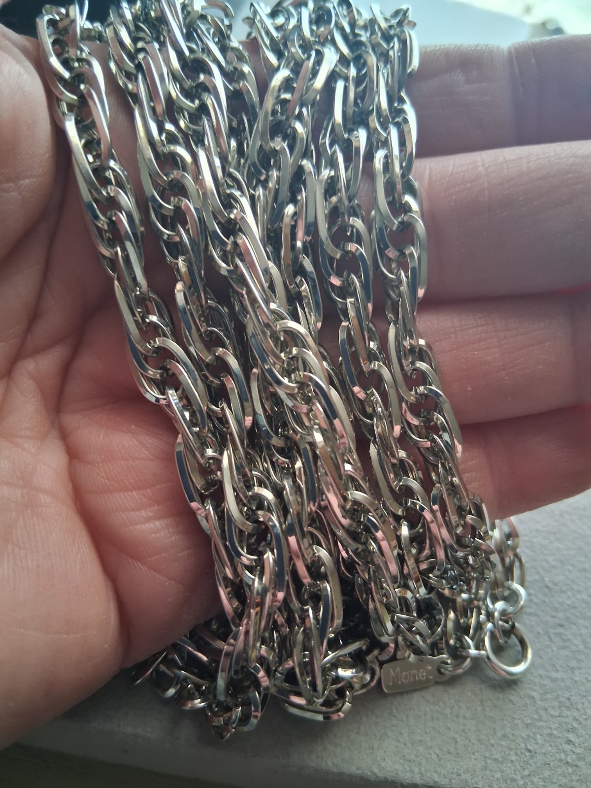 Monet interlocking chain 56" opera length necklac… - image 4