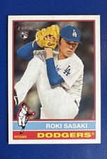 2025 Topps Heritage - Roki Sasaki #224 (RC)