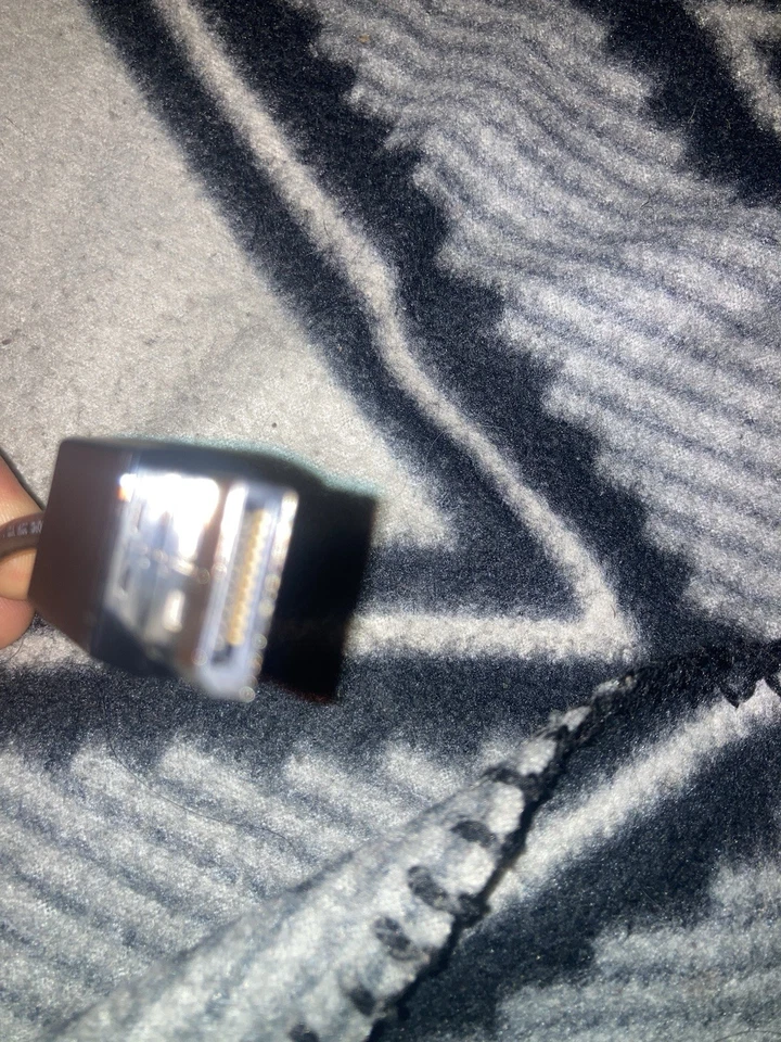 HP DisplayPort to DVI SL Adapter OEM Part 752660-001, 753744-001  - Image 2 of 4