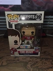 Tom Brady 2016 Funko Pop 39 Toys R Us Exclusive Patriots NIB  W/Protector