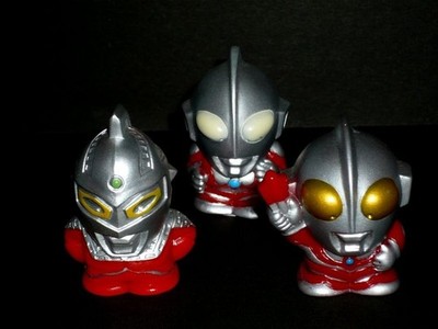 Ultraman Set mit drei Fingerpuppen Ultraman Ultraseven Ultraman Jack JAPAN