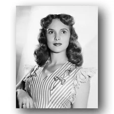 Janet Leigh actress elegant soft smile black and white 8x10 Photo