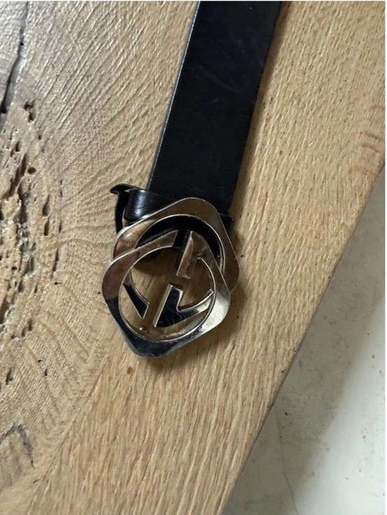 Gucci Black Leather Belt with Silver G-Pattern Buckle Gucci GG Silver Interlocking Buckle Web Belt Size 44/110  main image 3