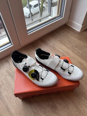DMT SH10 SHOES WHITE/BLACK