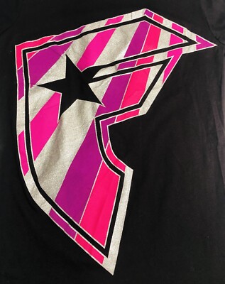FAMOUS STARS AND STRAPS Women's Graphic S/S T-Shirt Travis Barker