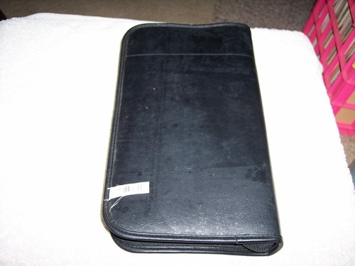 BLACK VINYL CDPROJECTS CD STORAGE CASE...HOLD 56 DISCS #17 - Picture 2 of 6