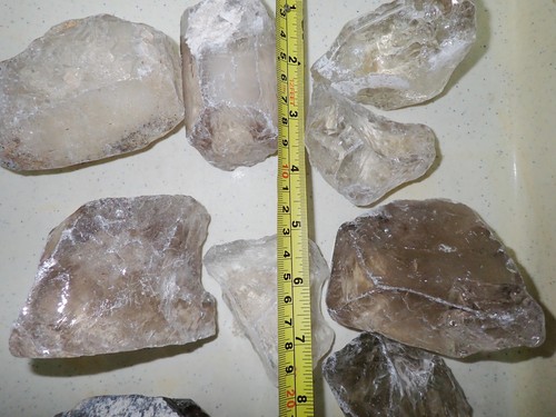 Afghanistan Clear Quartz Crystal Stone over 100 gram Size Pieces 0.6 Kg Lot - Picture 2 of 8
