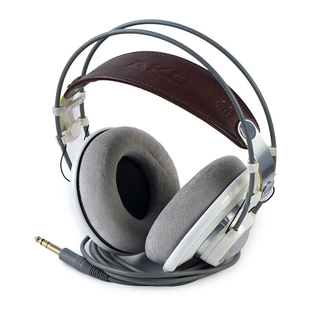 AKG Monitor Headphones K701 Made in Austria Austrian AKG Monitor Headphones K701 Made in Austria Austrian
