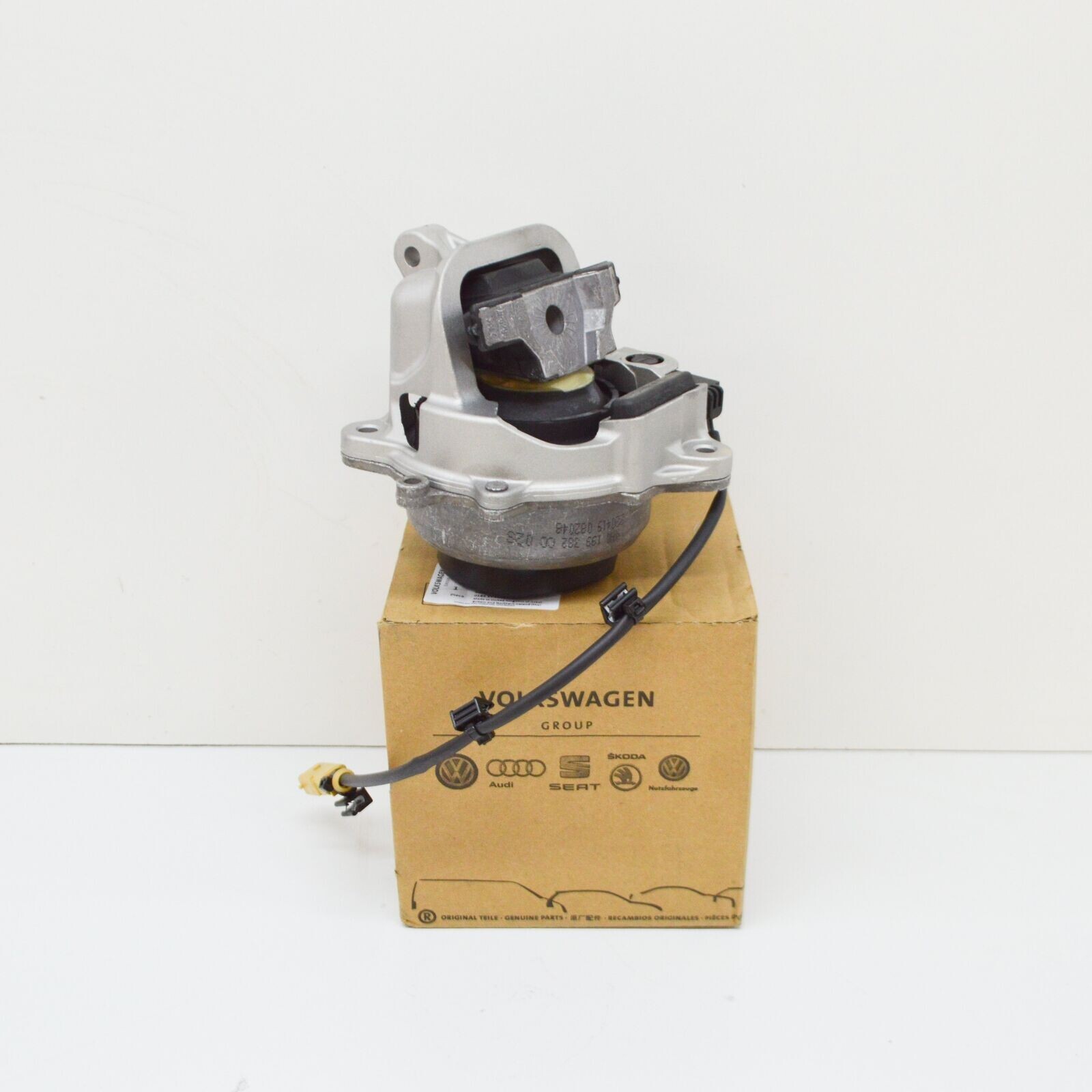 AUDI A8 Right Engine Mounting Genuine 4H0199382CC | eBay