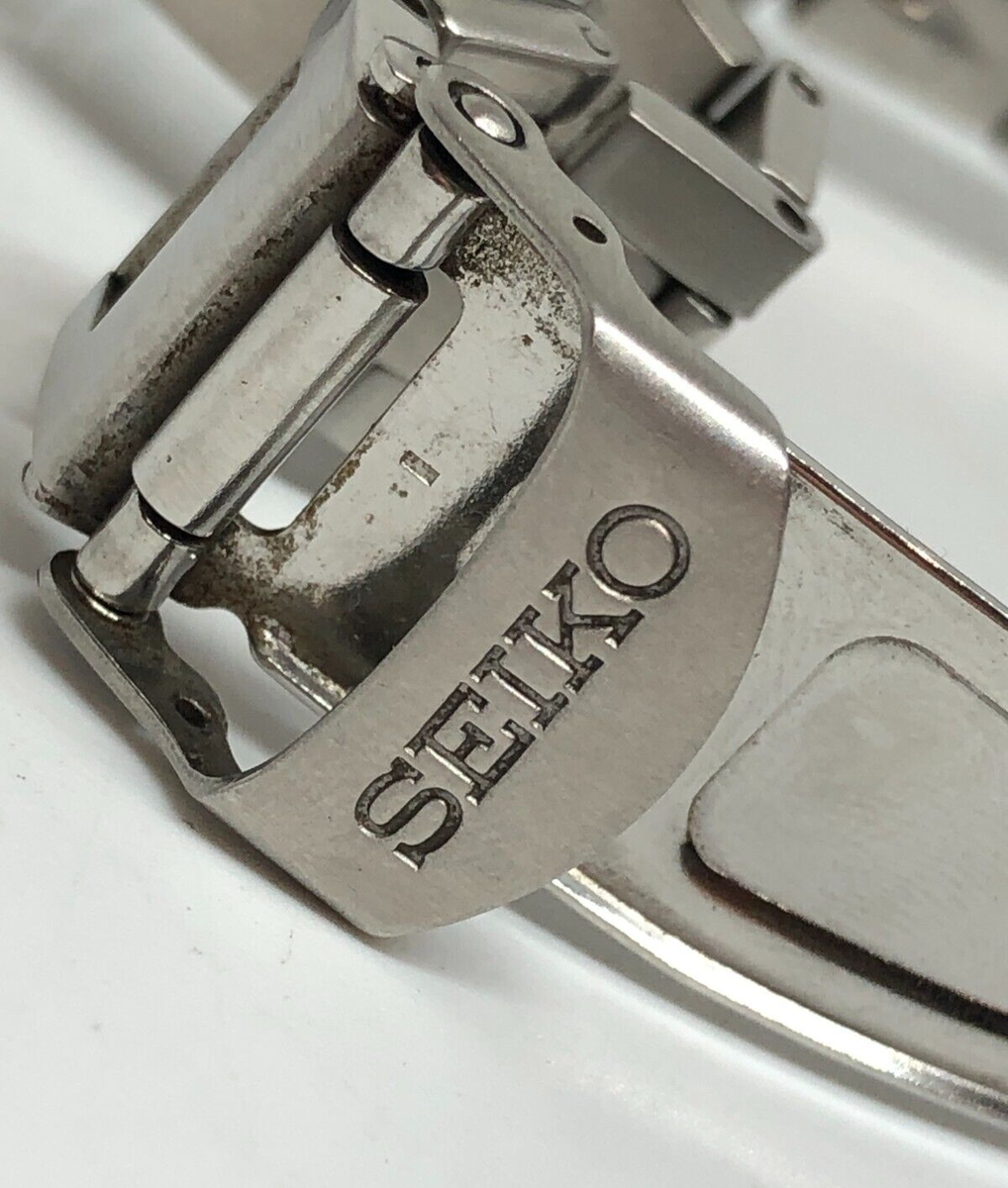 Seiko 6M26-6020 Chronograph Vintage Quartz Mens Watch Seiko 6M26-6020 Chronograph Vintage Quartz Mens Watch