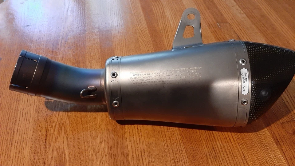 2016-20 Kawasaki ZX-10R Akrapovic escapamento de titânio sem tubo intermediário danos leves - Imagem 4 de 4