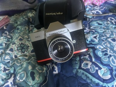 Mamiya / Sekor 528TL SLR 35mm Film Camera w 1:2.8 F=48mm