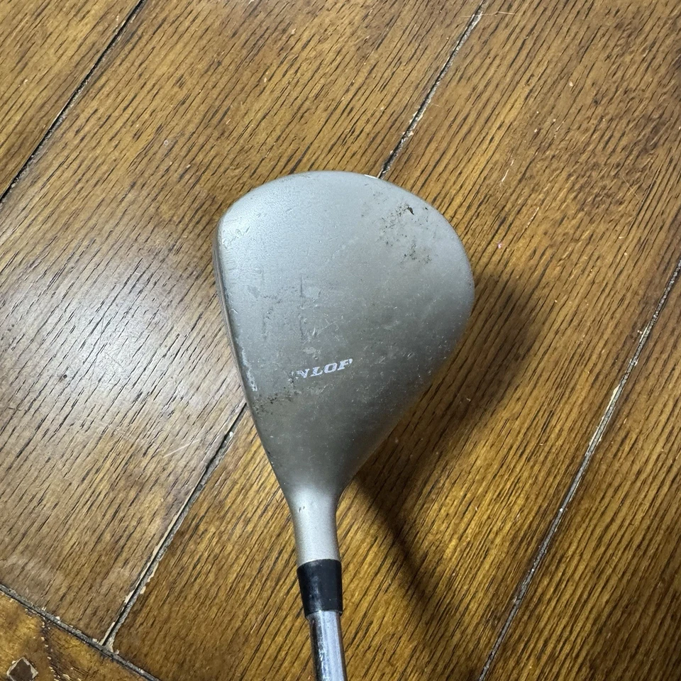 Dunlop Invicta 3 Titanio Reforzado Gran Tamaño Derecha con Eje Power Point Plus. Foto 3 de 4