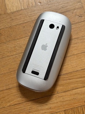 Apple A1296 Magic Mouse - Weiß (MB829Z/A)