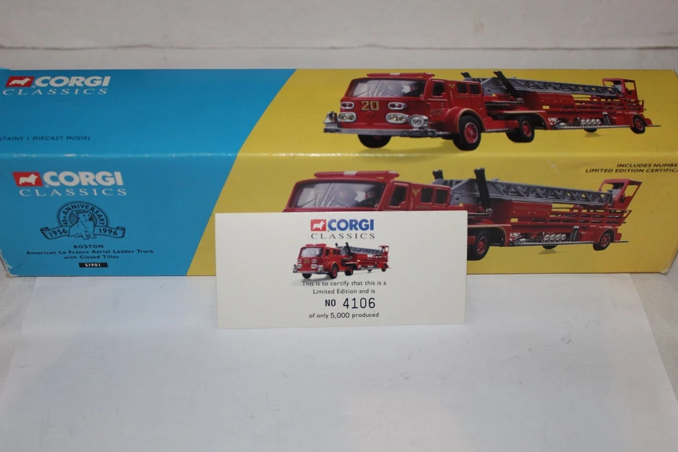 CORGI CLASSICS American LaFrance Aerial Ladder Truck Boston Fire Dept. Ladder 20 - Image 4 of 4
