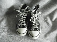 GOTTA FLURT HIGH 'TOP SOFT SIDED ATHLETIC FASHION SHOES SNEAKERS GIRLS SIZE 6