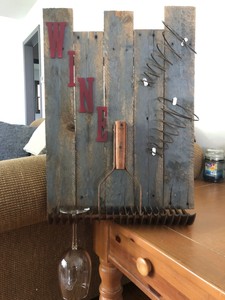 Homemade Rustic Wooden Barnboard Hanging Wine Rack 23 X 17 Ebay