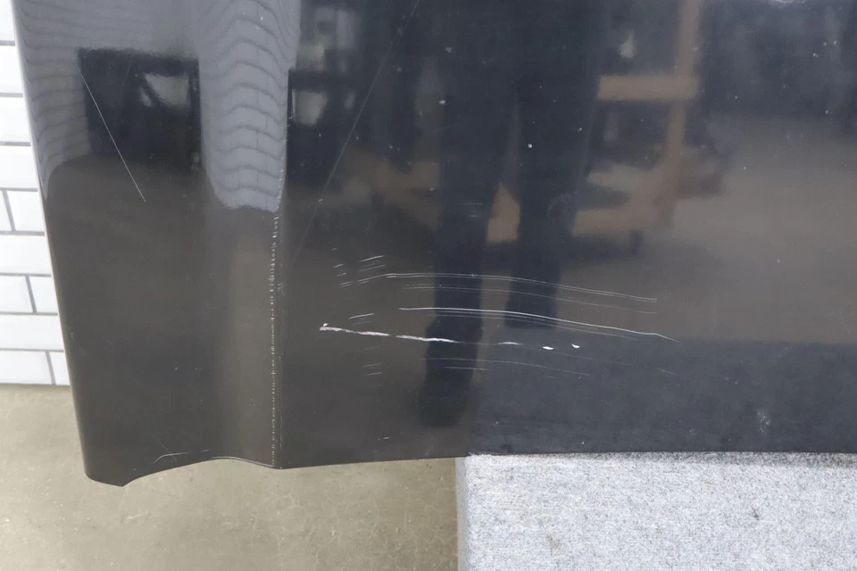 05-07 Chevy Silverado 2500HD OEM Hood (Black 41U) See Photos - Imagem 4 de 4