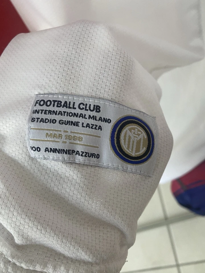 Camiseta masculina Inter Milan grande Nike 2007-08 Away 100th Centenary GG - Imagem 3 de 4