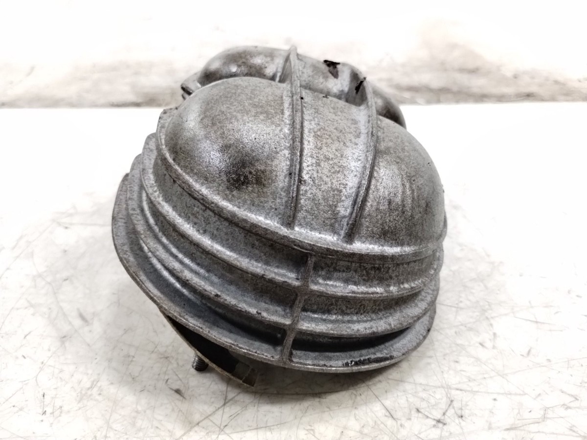 1976 76 BMW R75 R75/6 Engine Motor Cylinder Head Valve