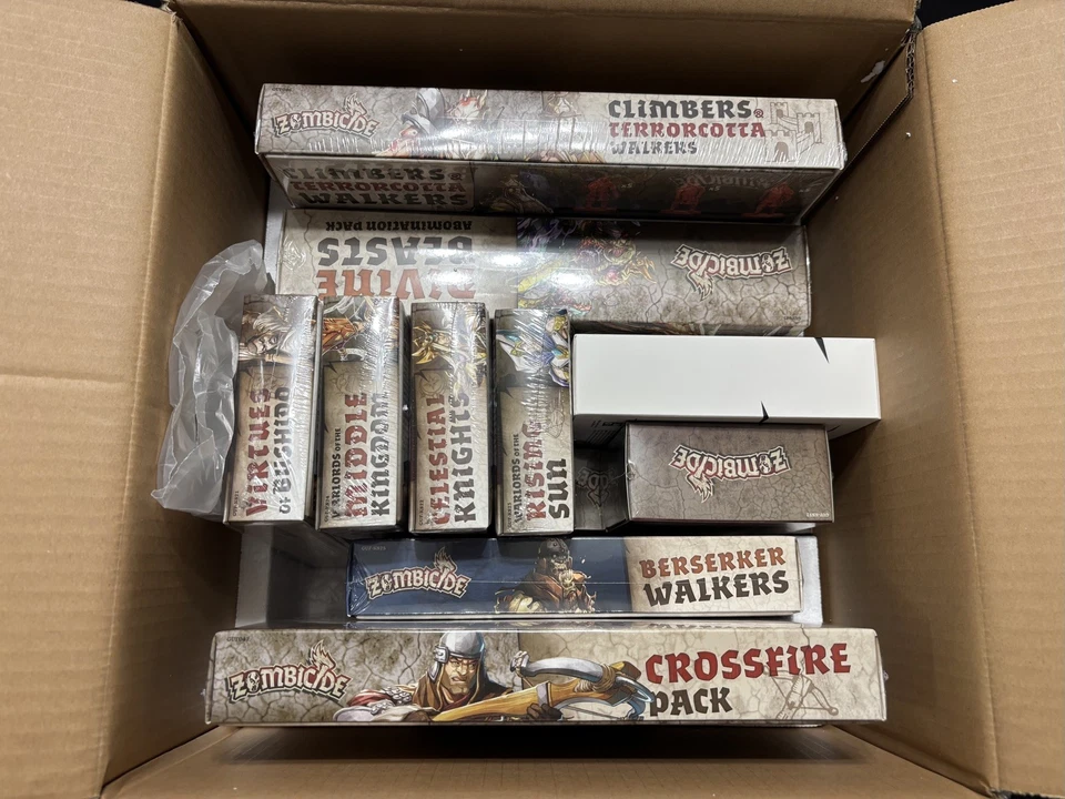 Zombicide: White Death (Avalanche Pledge) + Plastic Tokens & KS Exclusives - Image 2 of 4