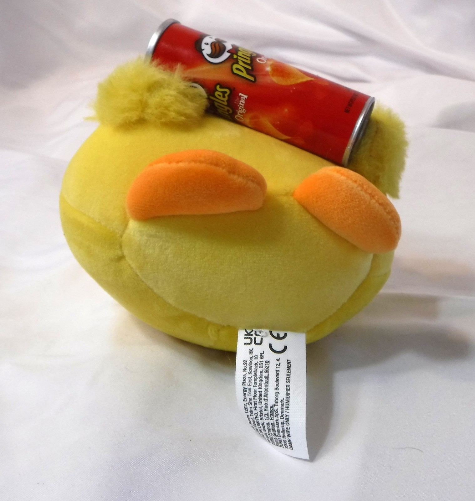Zuru Snackles Dani the Chicken Chick with Pringles Can 5" Yellow Plush MINT
