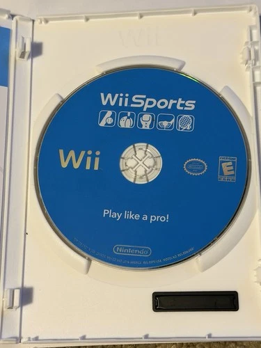 Wii Sports Nintendo Wii, 2006 Disc w/ Case & Manual, Untested w/ Scratches