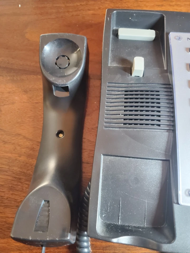 NEC 2B Aspirephone - BK 2 Line 15502263C - IP1NA-DSLT - Image 2 of 4