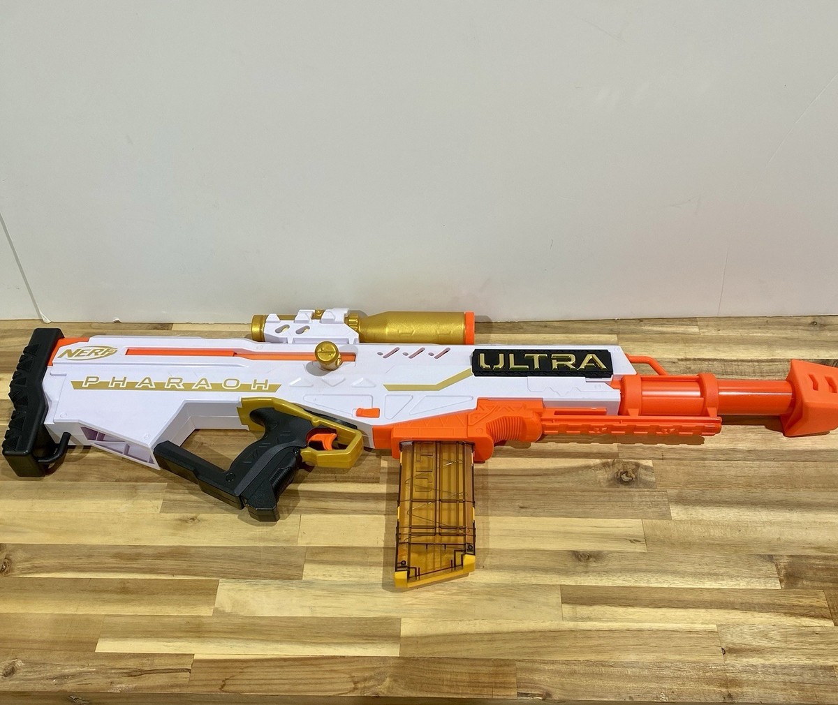 NERF E9257 Ultra Pharaoh Blaster With 10 Dart Clip And Darts