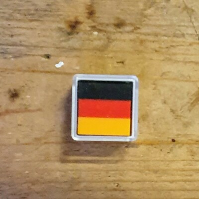 Seltener alter Radiergummi/Gummi mit deutscher Flagge.