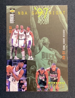 1997-98 Upper Deck Collector's Choice NBA Game Night Milwaukee Bucks Team #170