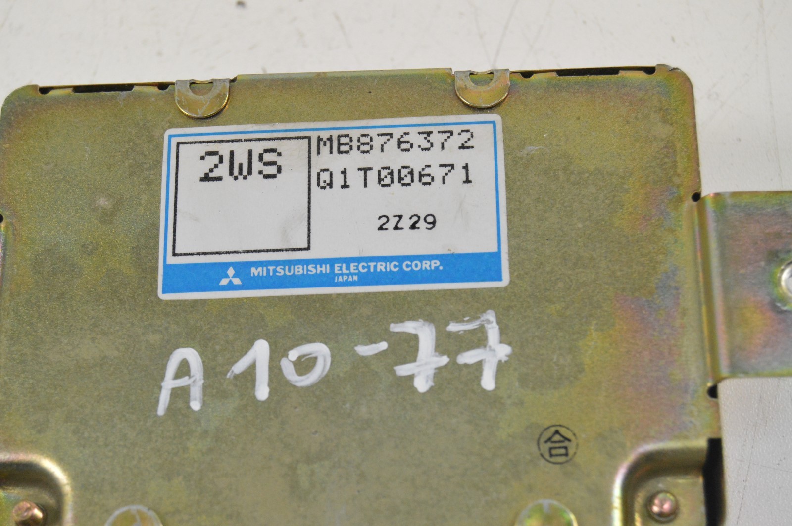 Mitsubishi ECU Control Module Unit MB876372 for sale online | eBay