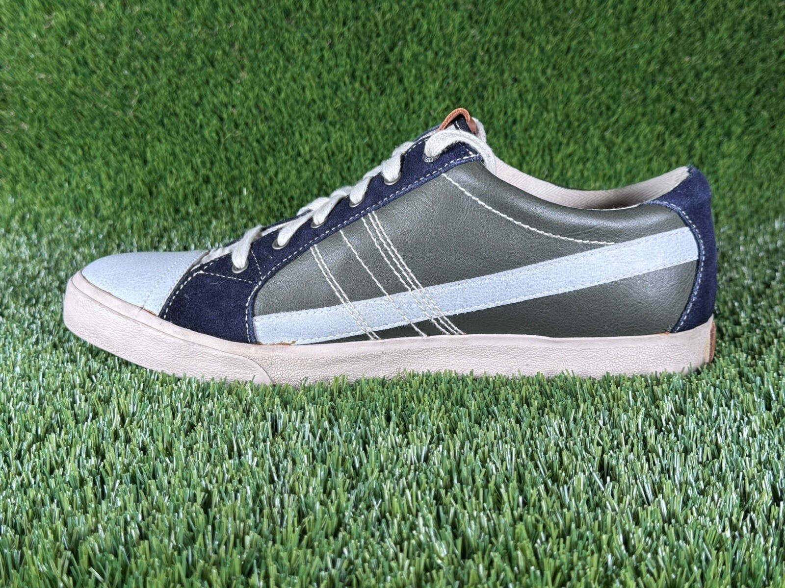 🔥Diesel D-String Low Sneakers RN93243 Sz 12 – Lumela Afrika